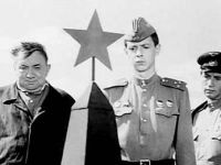 В бой идут одни «старики» (1973)